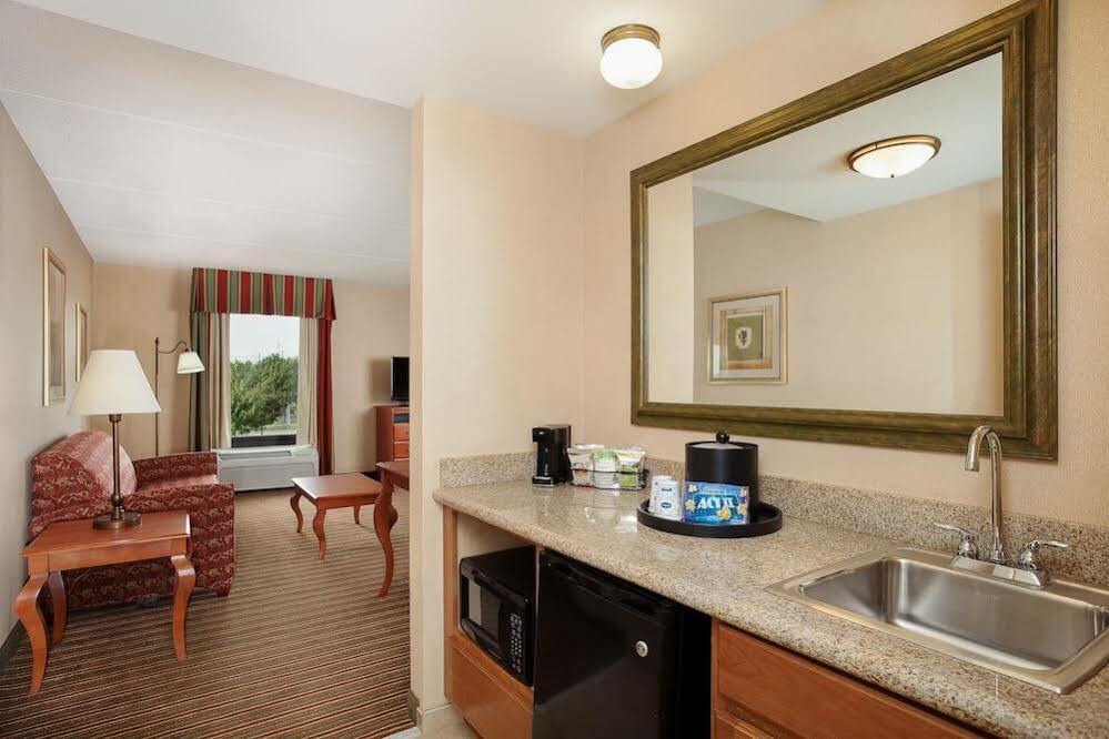 Hampton Inn & Suites Chicago - Libertyville Exterior foto